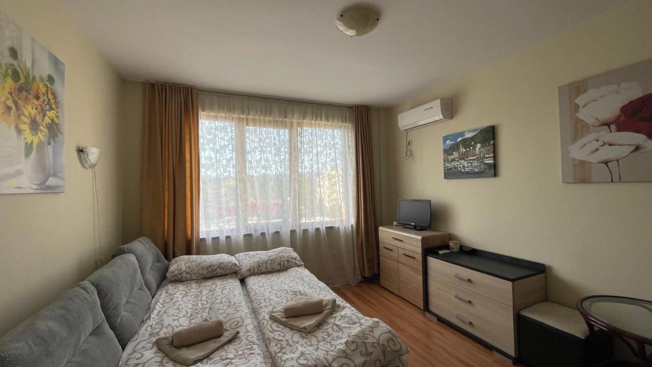 Summer Breeze 403 Sudio Слънчев бряг Екстериор снимка